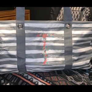 31 Large Utility Tote